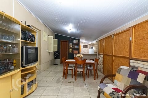 Image 9 - 251443